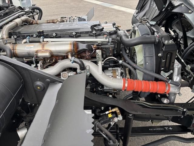 MITSUBISHI FUSOU FIGHTER 2025 Image 31