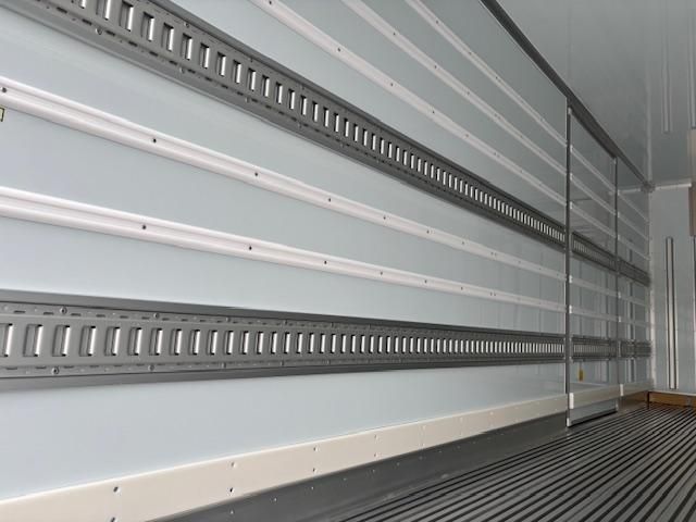 MITSUBISHI FUSOU FIGHTER 2025 Image 31