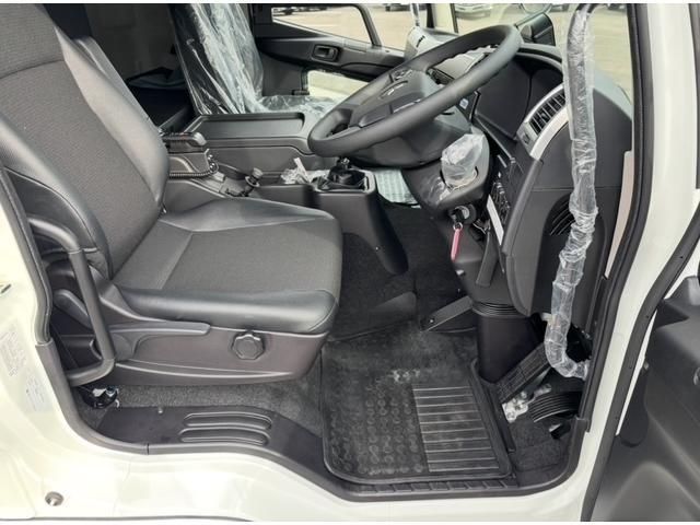 MITSUBISHI FUSOU FIGHTER 2025 Image 31