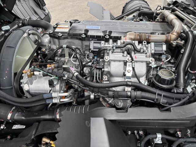 MITSUBISHI FUSOU FIGHTER 2025 Image 31