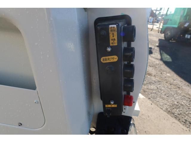 TOYOTA DYNA 2012 Image 31