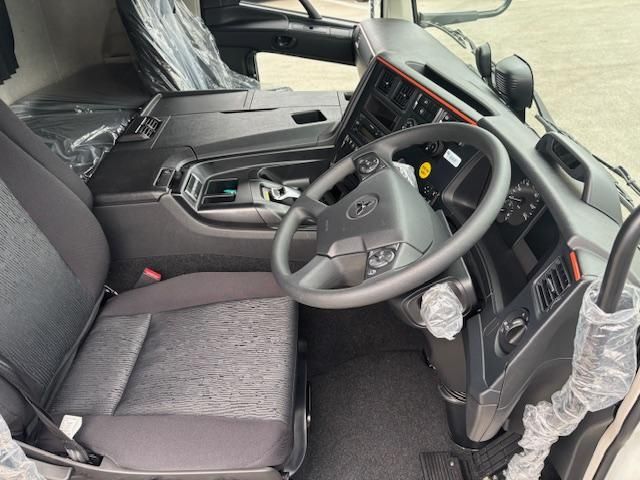 MITSUBISHI FUSOU SUPER GREAT 2025 Image 31