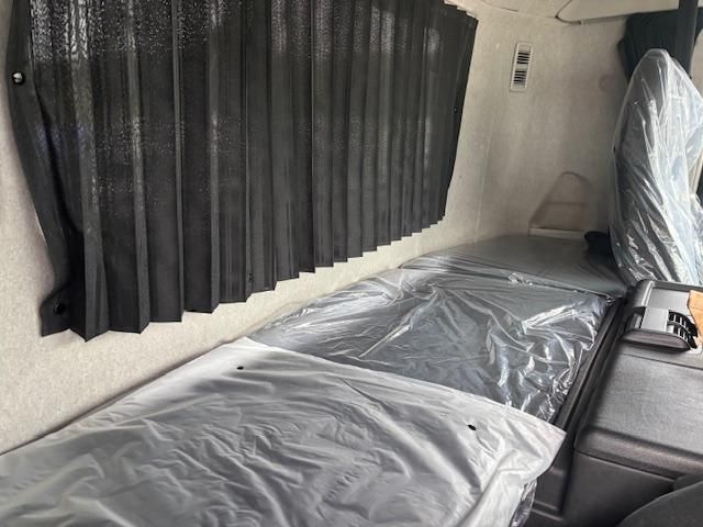 MITSUBISHI FUSOU SUPER GREAT 2025 Image 31