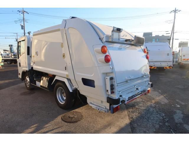 ISUZU ELF 2012 Image 31