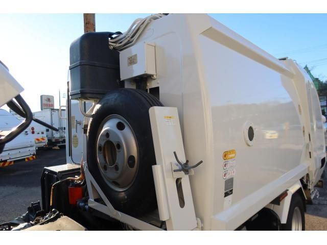 ISUZU ELF 2012 Image 31