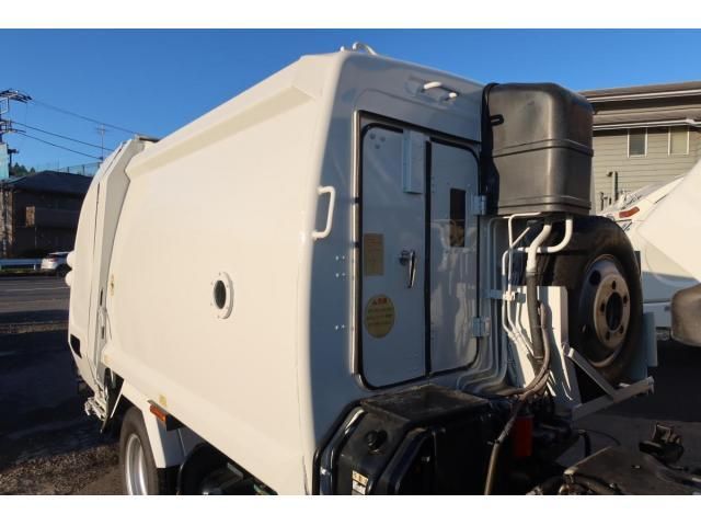 ISUZU ELF 2012 Image 31