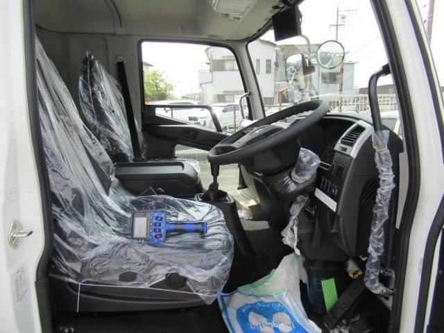 MITSUBISHI FUSOU FIGHTER 2025 Image 31