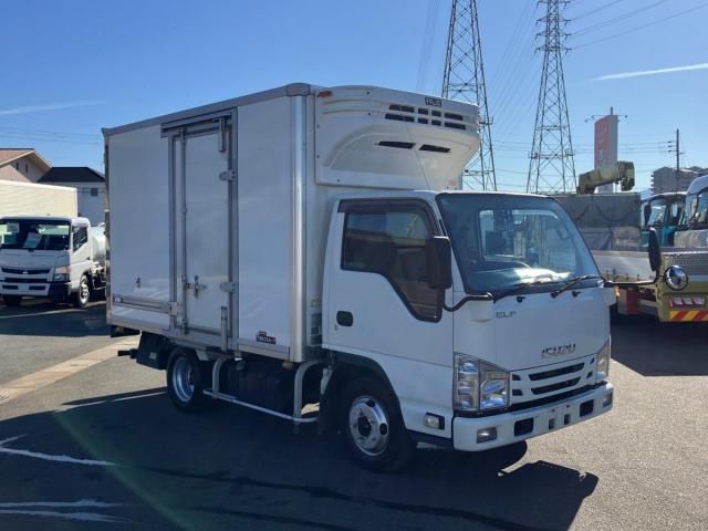 ISUZU ELF 2015 Image 31