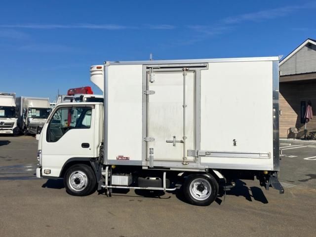 ISUZU ELF 2015 Image 31