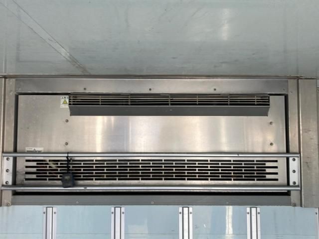 ISUZU ELF 2015 Image 31