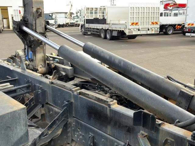 MITSUBISHI FUSOU FIGHTER 2018 Image 31