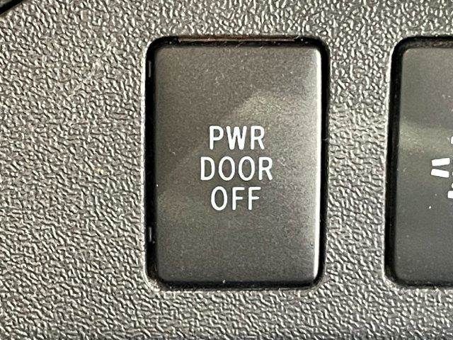 TOYOTA HIACE VAN 2WD 2020 Image 31