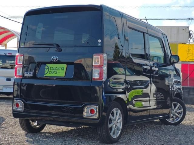 TOYOTA PIXIS MEGA 2017 Image 31