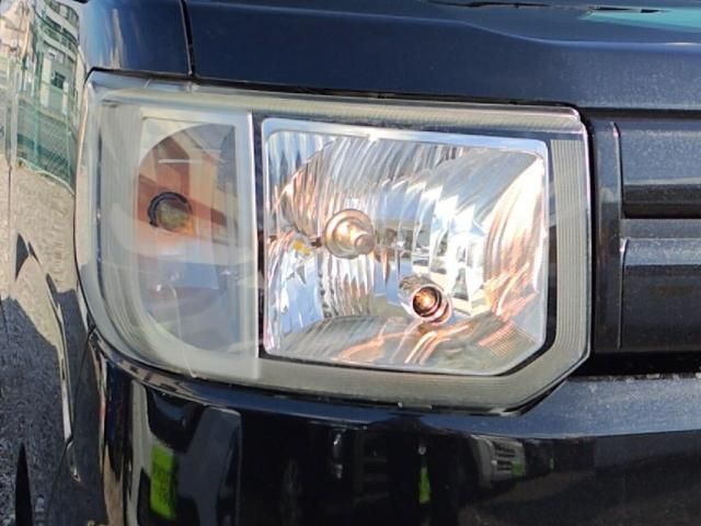 TOYOTA PIXIS MEGA 2017 Image 31