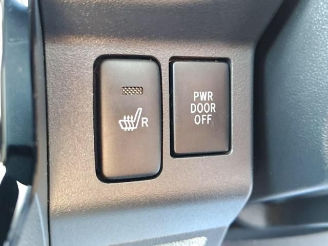 TOYOTA PIXIS MEGA 2017 Image 31