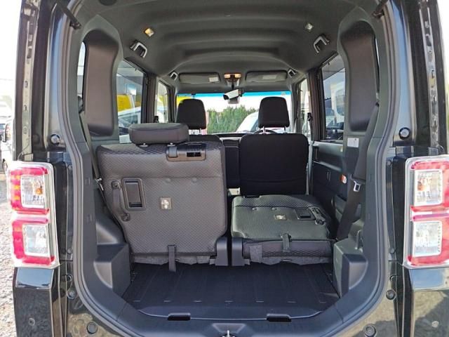 TOYOTA PIXIS MEGA 2017 Image 31