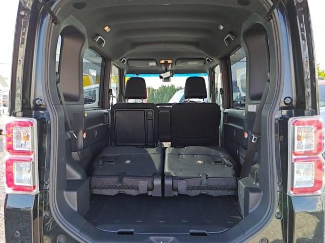 TOYOTA PIXIS MEGA 2017 Image 31