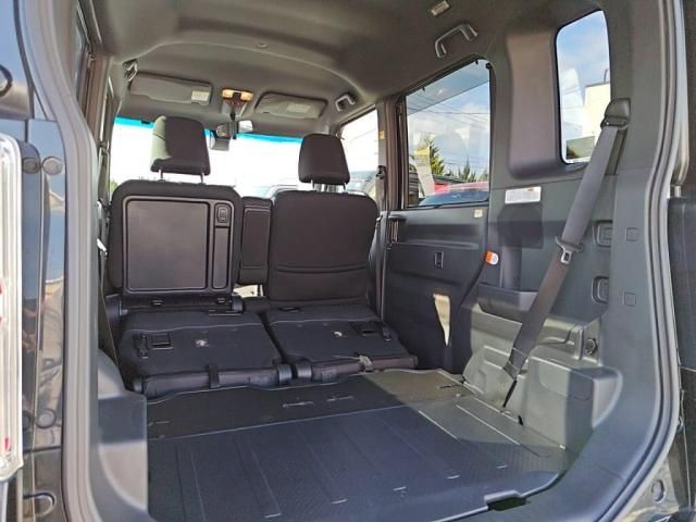 TOYOTA PIXIS MEGA 2017 Image 31