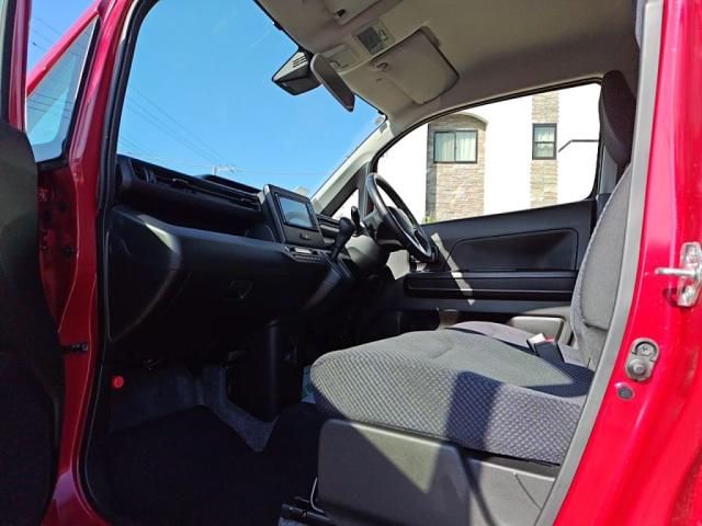 SUZUKI WAGON R 2021 Image 31