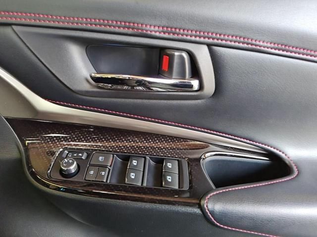 TOYOTA HARRIER 2WD 2018 Image 31