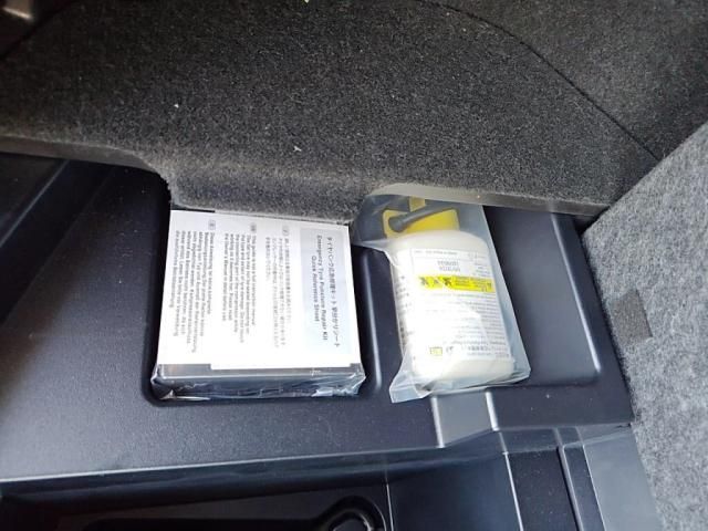 TOYOTA HARRIER 2WD 2018 Image 31