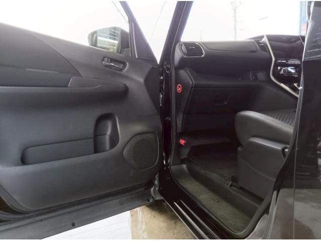 NISSAN SERENA  S-HYBRID 2018 Image 31