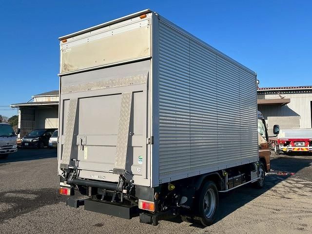 MITSUBISHI CANTER 2012 Image 31