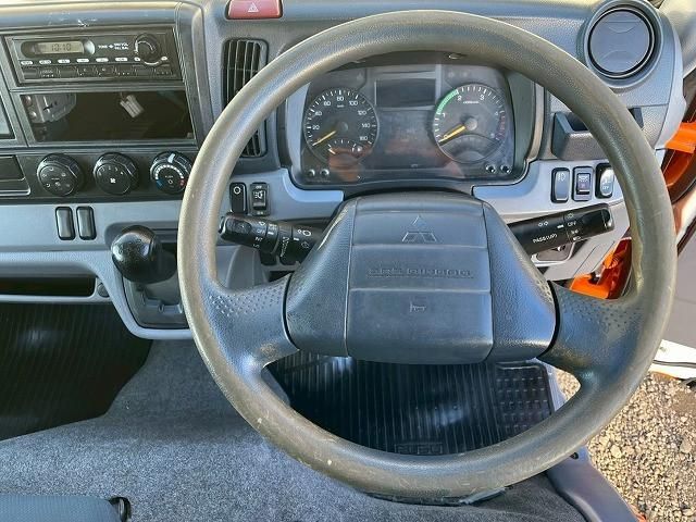 MITSUBISHI CANTER 2012 Image 31