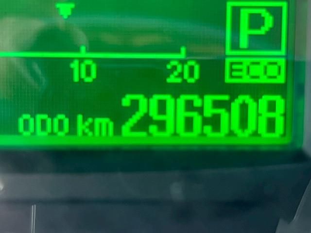 MITSUBISHI CANTER 2012 Image 31