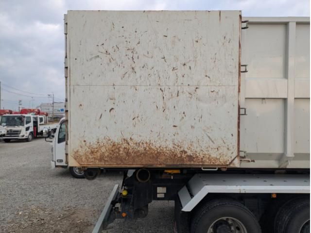 MITSUBISHI FUSOU SUPER GREAT 2024 Image 31