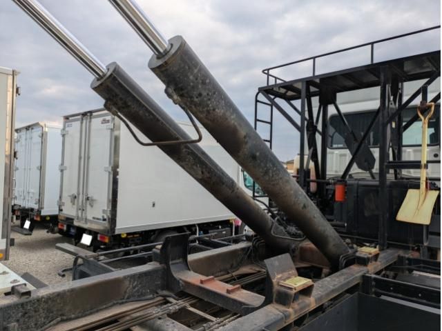 MITSUBISHI FUSOU SUPER GREAT 2024 Image 31