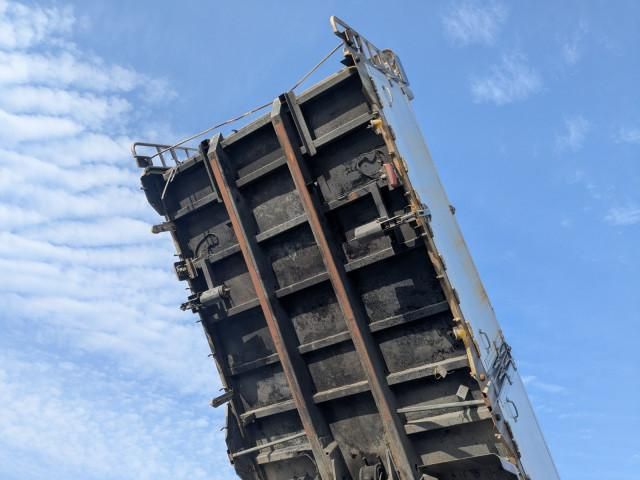 ISUZU GIGA 2007 Image 31