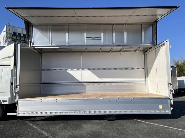 MITSUBISHI FUSOU FIGHTER 2025 Image 31