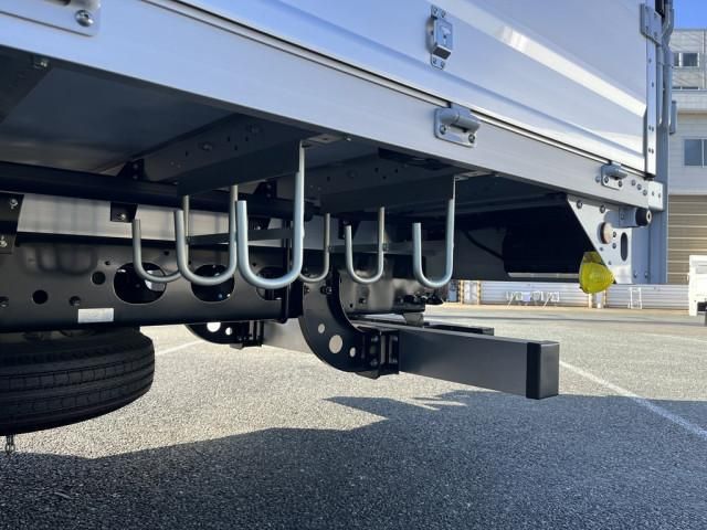 MITSUBISHI FUSOU FIGHTER 2025 Image 31