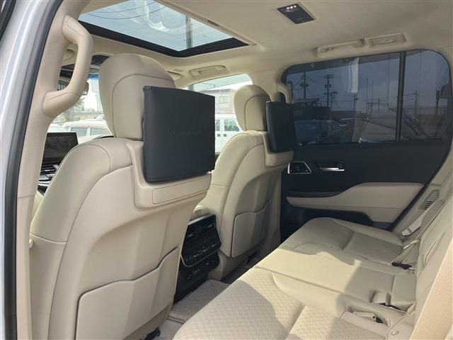 TOYOTA LANDCRUISER WAGON 2023 Image 31