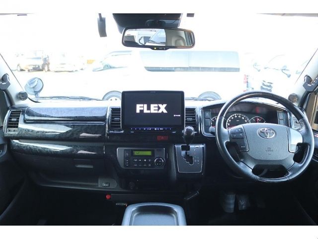 TOYOTA HIACE VAN 4WD 2018 Image 31