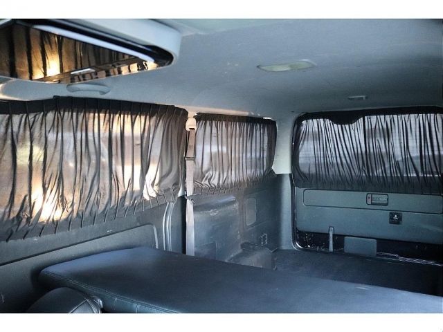 TOYOTA HIACE VAN 4WD 2018 Image 31