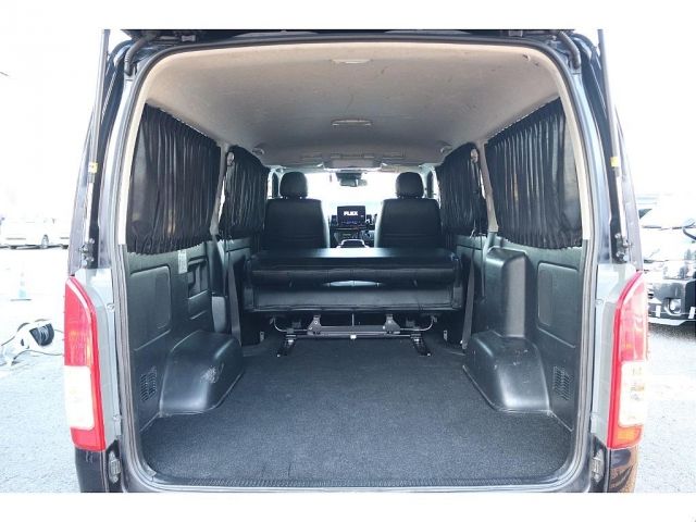 TOYOTA HIACE VAN 4WD 2018 Image 31