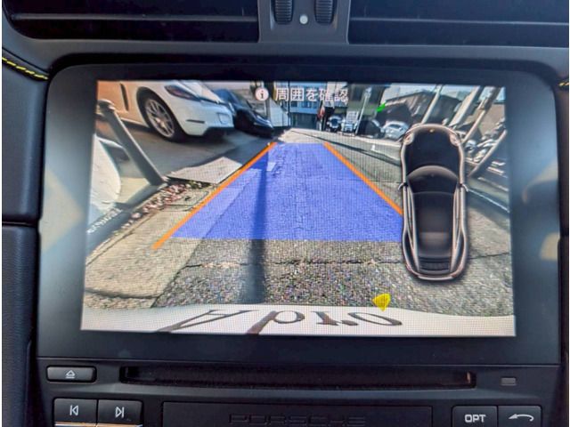 PORSCHE 911 2018 Image 31