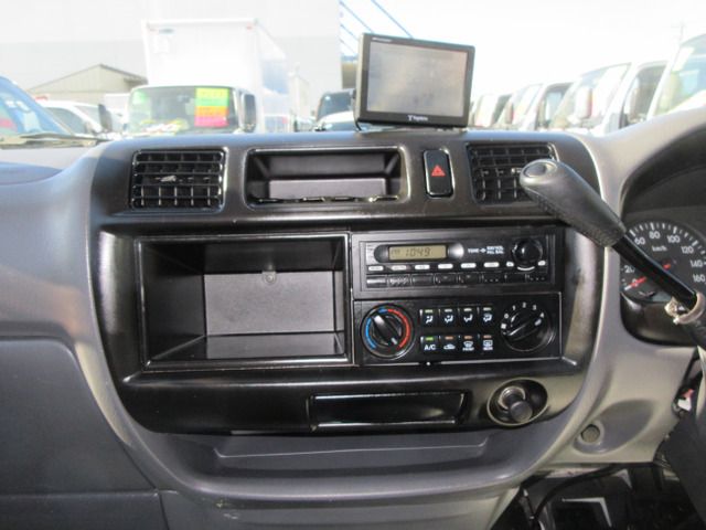 MAZDA BONGO VAN 1.15T 2WD 2018 Image 31