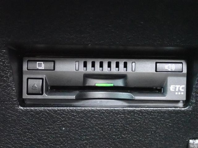 TOYOTA COROLLA AXIO 2018 Image 31