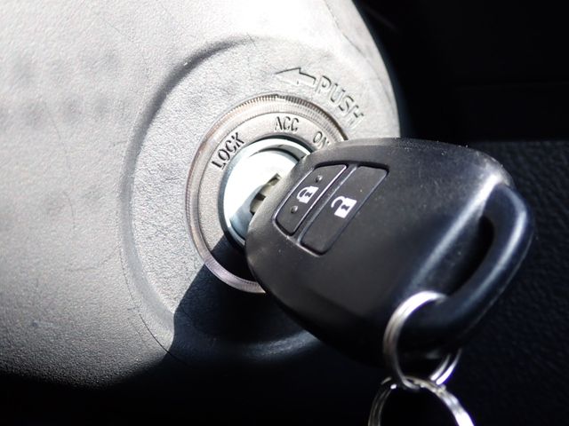 TOYOTA COROLLA AXIO 2018 Image 31