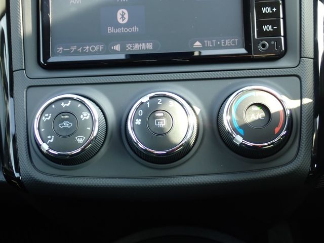 TOYOTA COROLLA AXIO 2018 Image 31