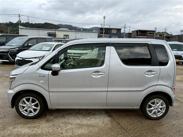 SUZUKI WAGON R 2018 Image 31