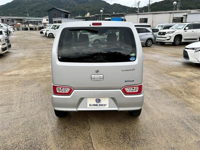 SUZUKI WAGON R 2018 Image 31
