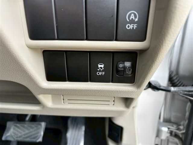 SUZUKI WAGON R 2018 Image 31