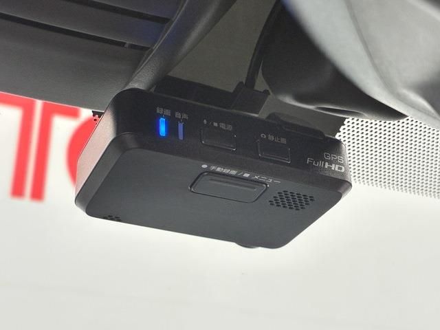 NISSAN NOTE 2017 Image 31