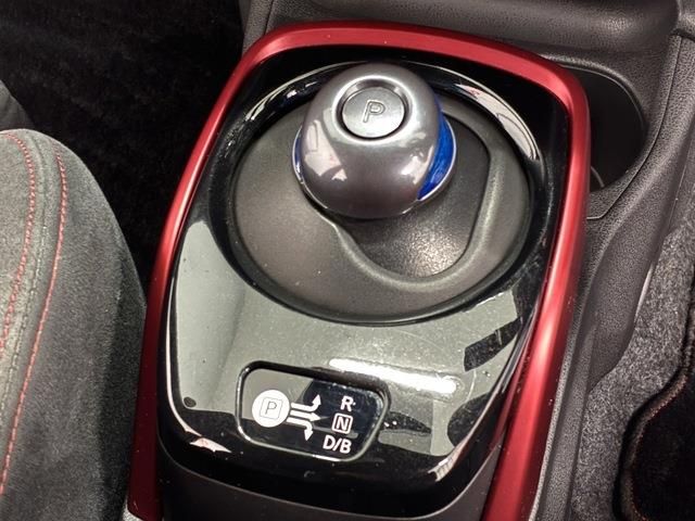 NISSAN NOTE 2017 Image 31