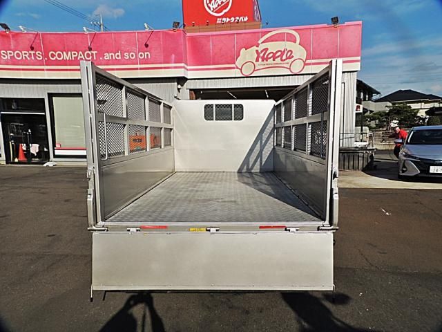 MITSUBISHI  2018 Image 31