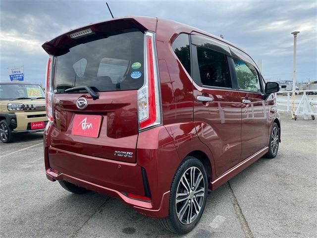 DAIHATSU MOVE CUSTOM 2015 Image 31